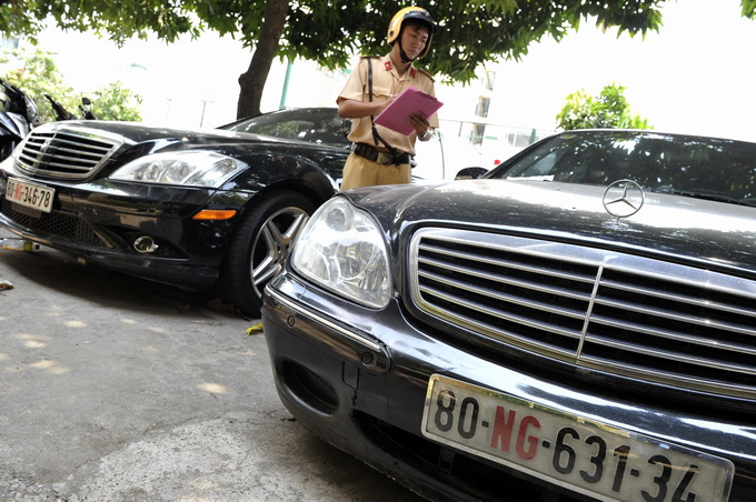 Xử lý nghiêm các xe ngoại giao, nước ngoài đã được chuyển nhượng, sử dụng không đúng quy định